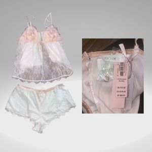 NWT Victoria’s Secret Gorgeous Pink Lace Lingerie Shorts Set